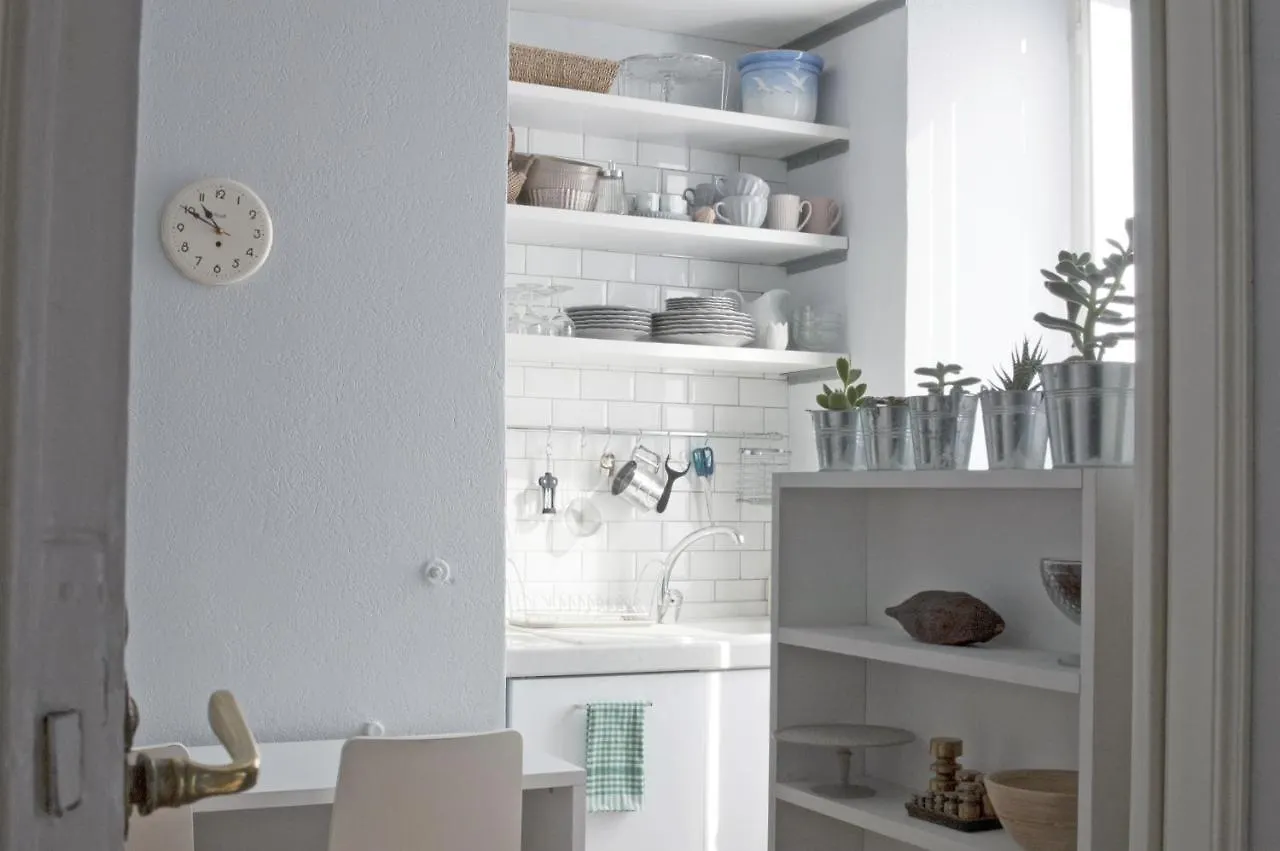Liberty Two-Room Apartment In Porta Venezia Milano